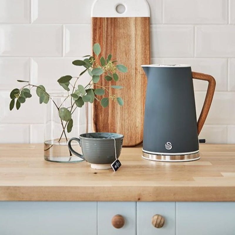 Swan Nordic Polished Stainless Steel Cordless Kettle & 2 Slice Toaster SNR2P